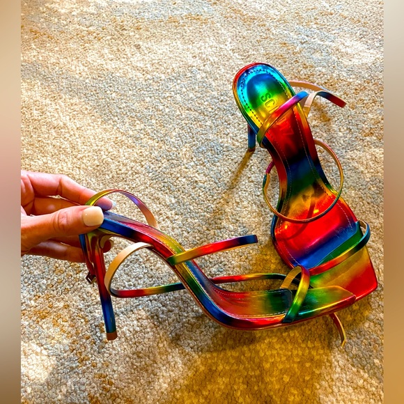 Gorgeous SCHUTZ rainbow heels size 7.5 worn ONLY ONCE - Picture 1 of 4